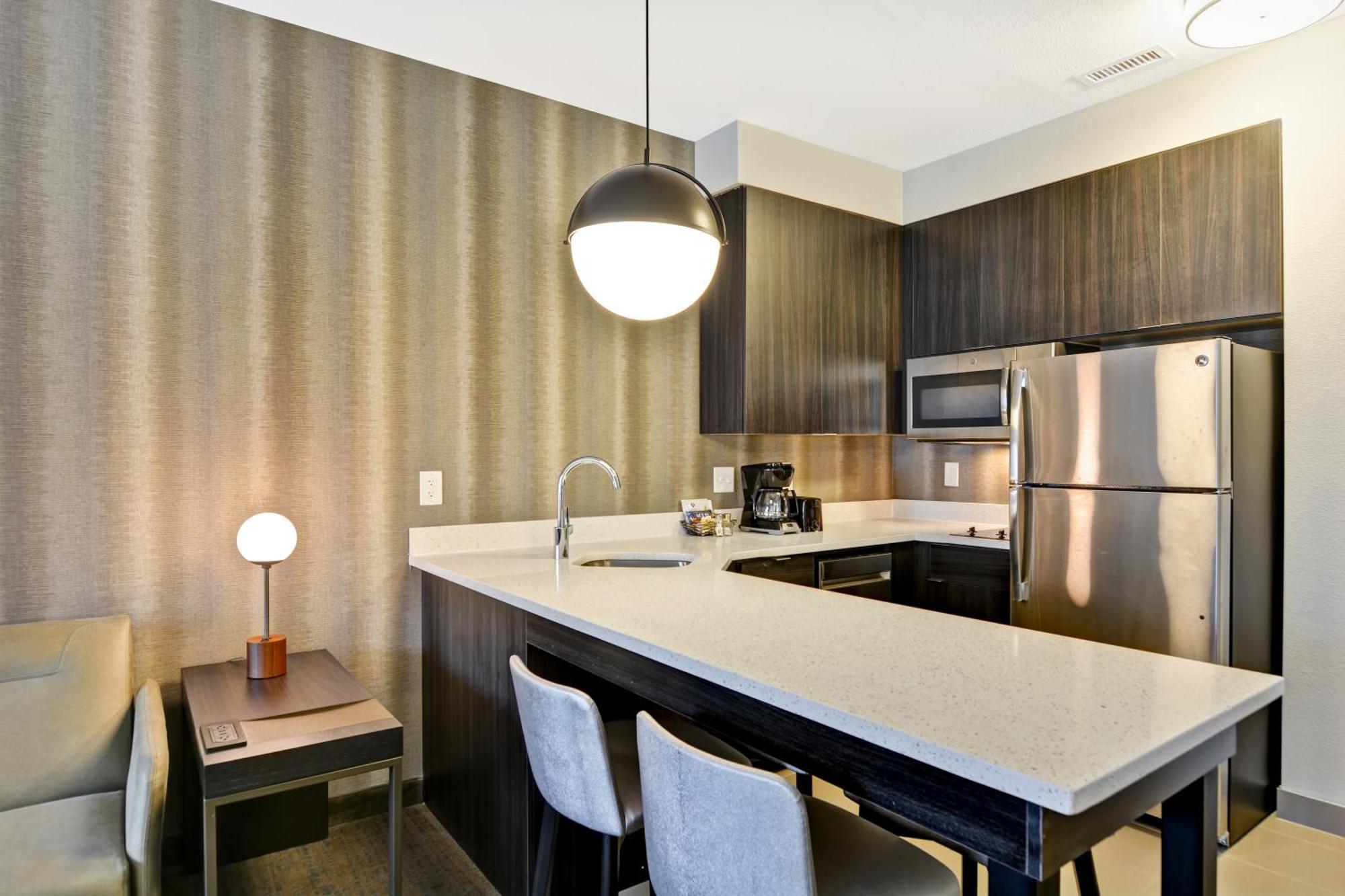 Residence Inn By Marriott Cleveland Airport/Мидълбърг Хайтс Екстериор снимка